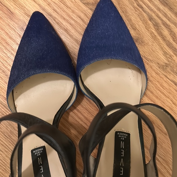 Iike new Steven by Steve Madden pointed toe heels - Picture 3 of 4